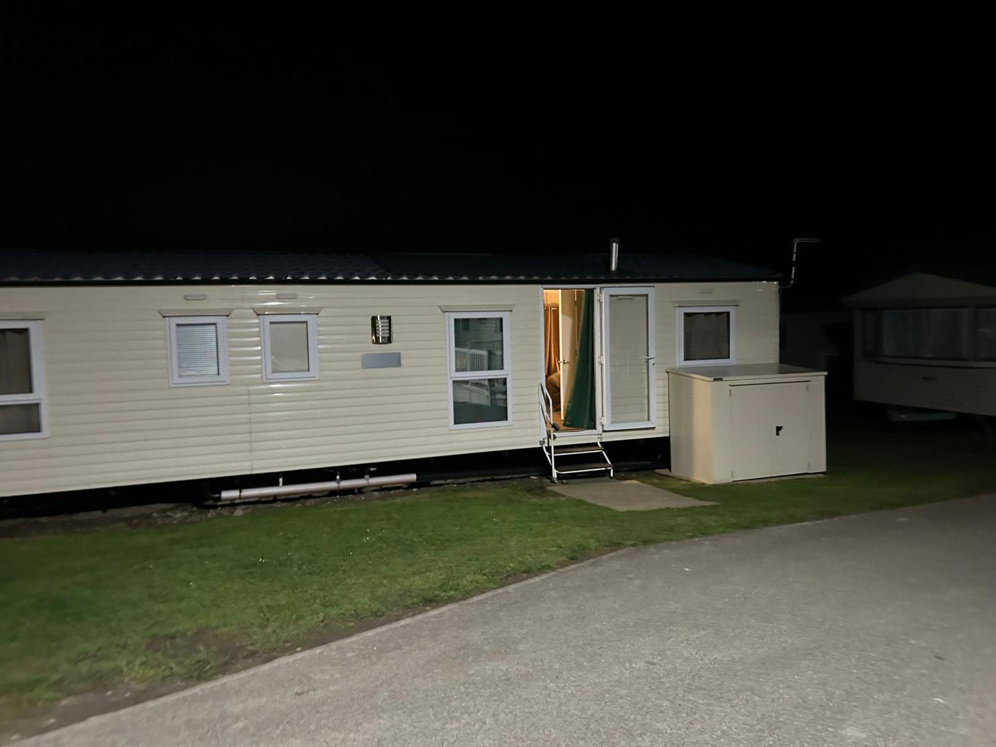 High Tide Hotel Burmarsh Exterior photo